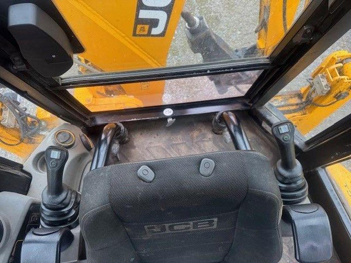 Used 2016 JCB 3CX Compact Backhoe Loader