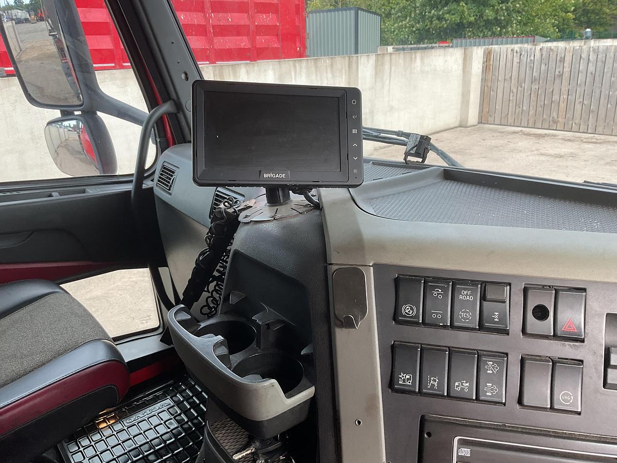 Used 2017 Volvo FM460 G/T 6x2 Midlift