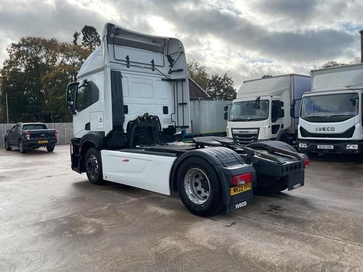 Used 2022 Iveco S Way 420 4x2 T/Unit