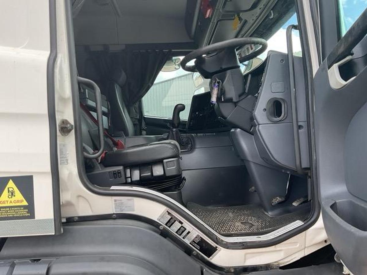 Used 2014 Scania P410 8x4 Steel Tipper