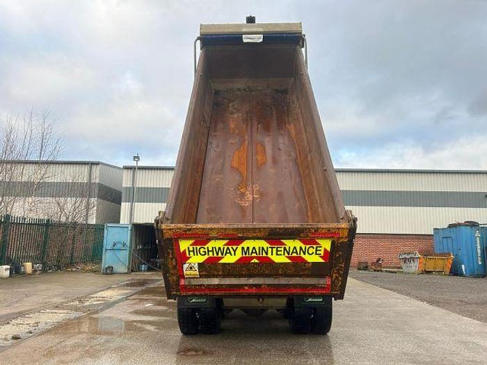 Used 2018 (18) Volvo FMX410 8x4 Steel Tipper
