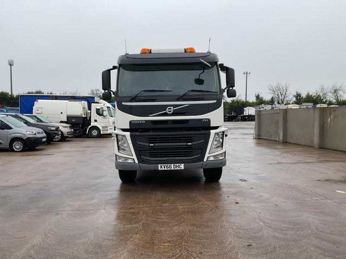 Used 2016 Volvo FM410 8x4 Tridem Mixer