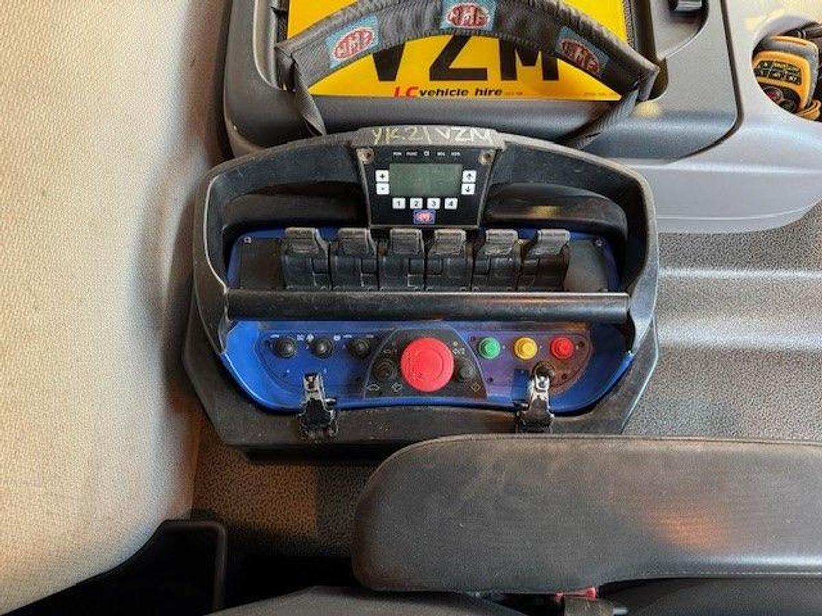 Used 2021 DAF CF450 8x2 Rearlift Beavertail