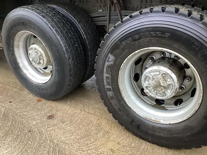 Used 2012 Renault C430 8x4 Tipper Grab