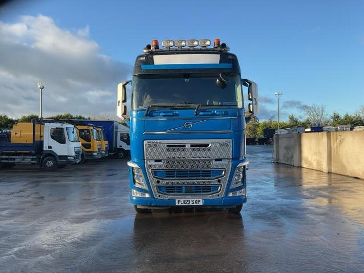 Used 2019 Volvo FH500 G/T 6x2 Tag Axle