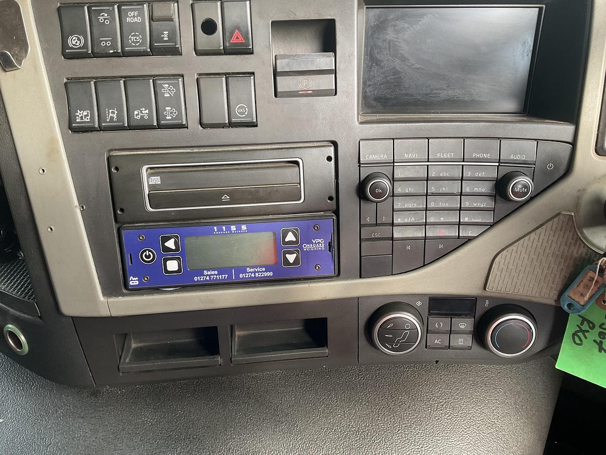 Used 2017 Volvo FM460 G/T 6x2 Midlift