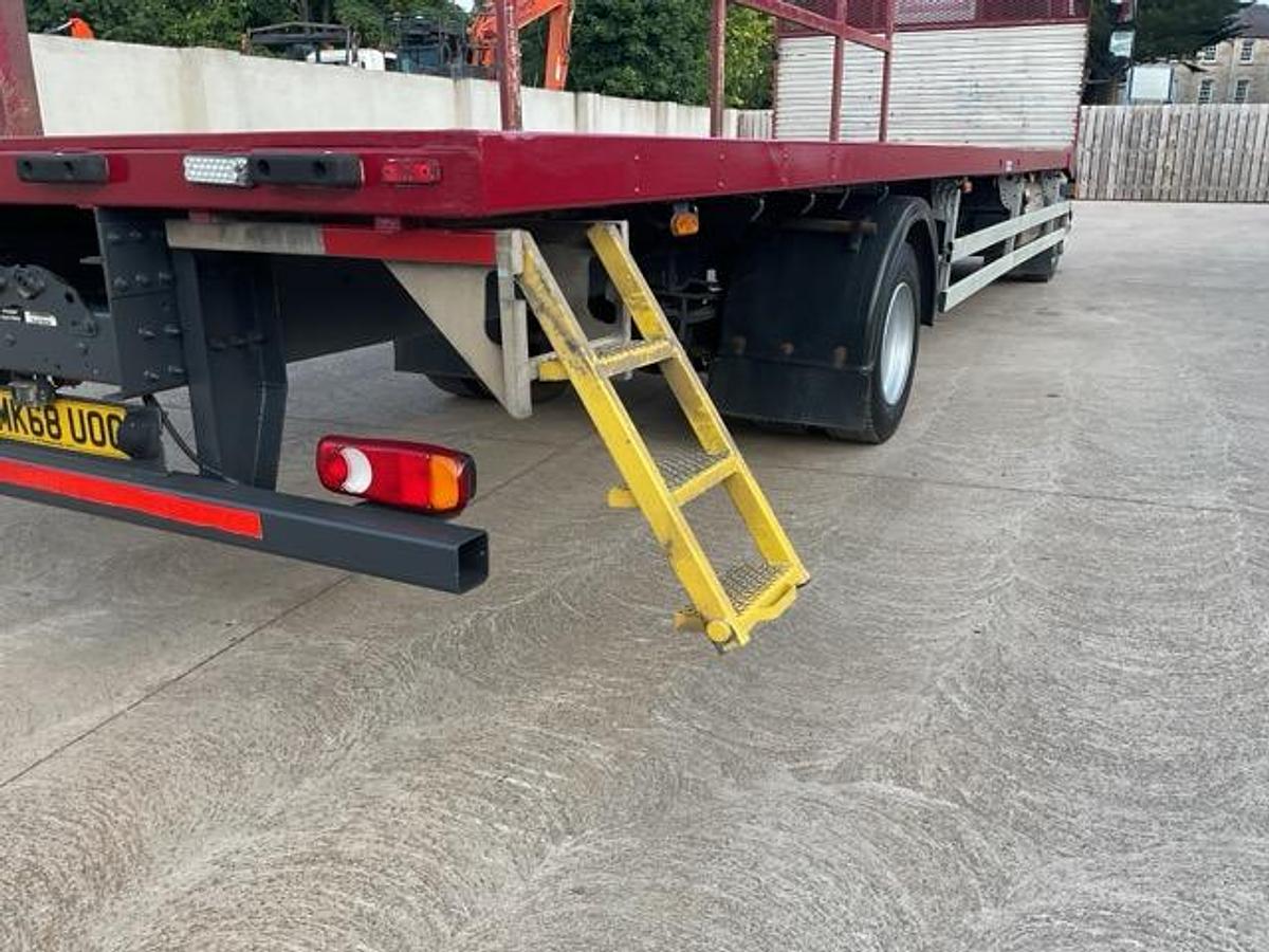 Used 2018 (68) DAF LF180 4x2 14T Flatbed