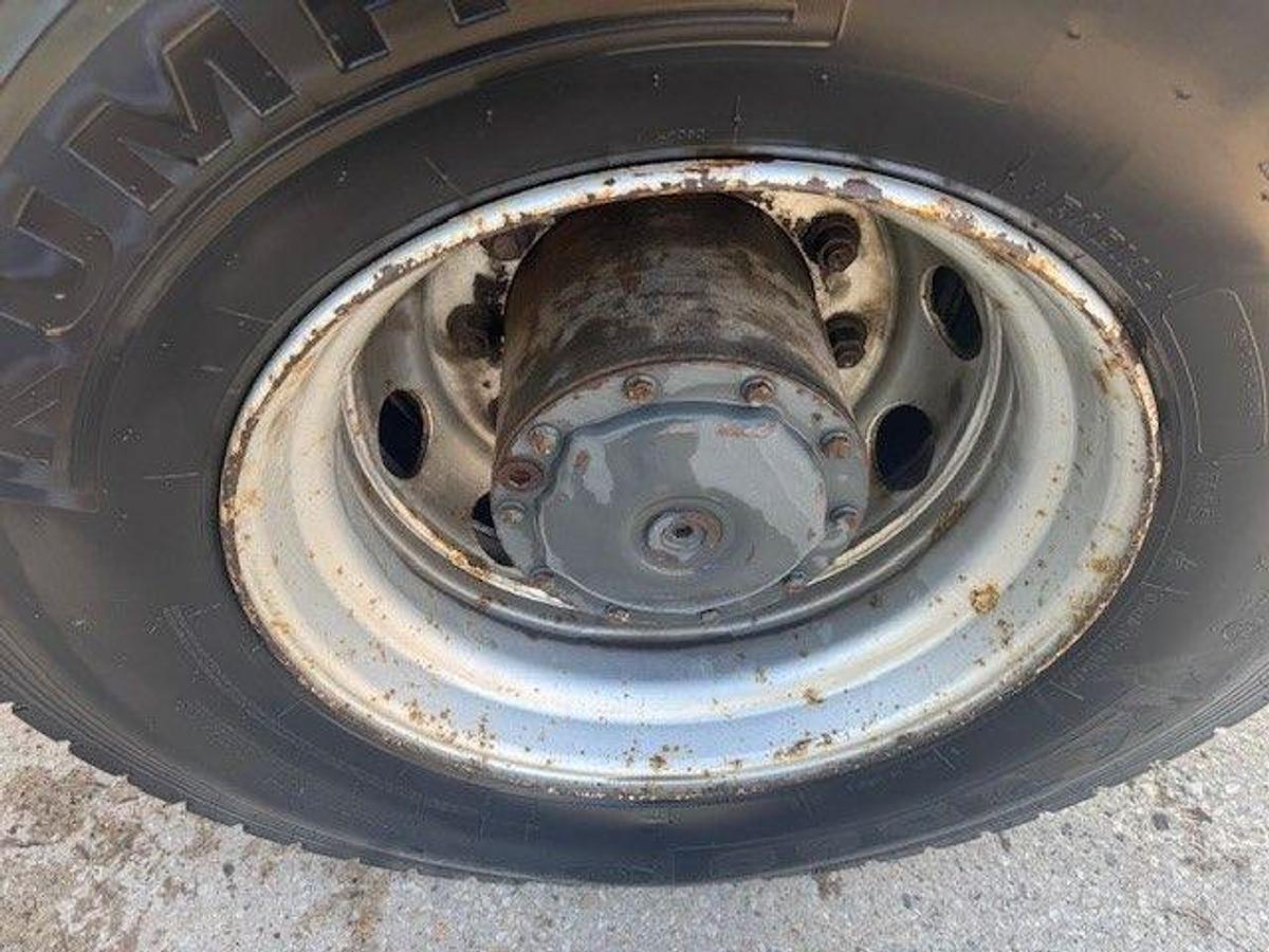 Used 2018 (68) Mercedes Arocs 1824 4x2 18T Skiploader