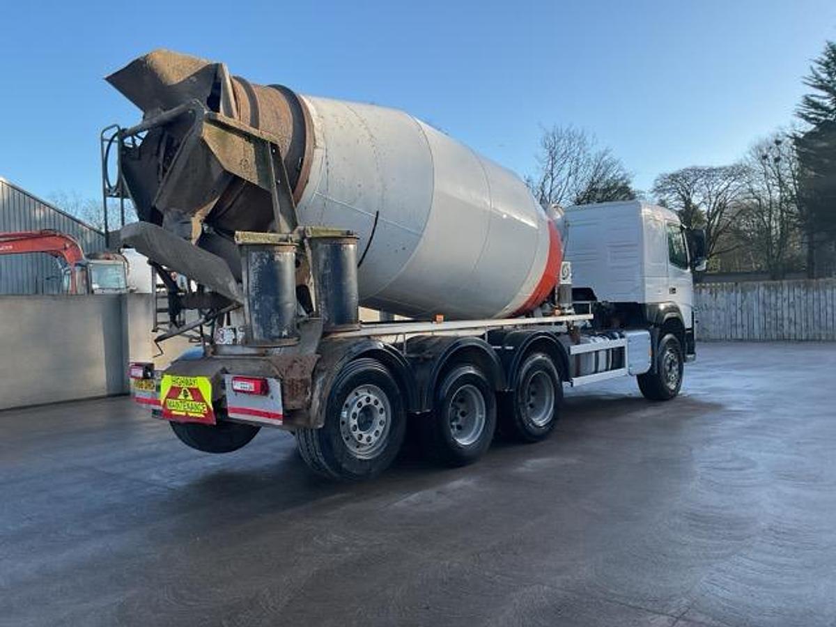 Used 2016 Volvo FM410 8x4 Tridem Mixer