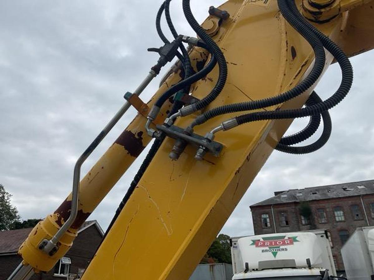 Used 2019 Komatsu PW118MR-11 Wheeled Ecavator