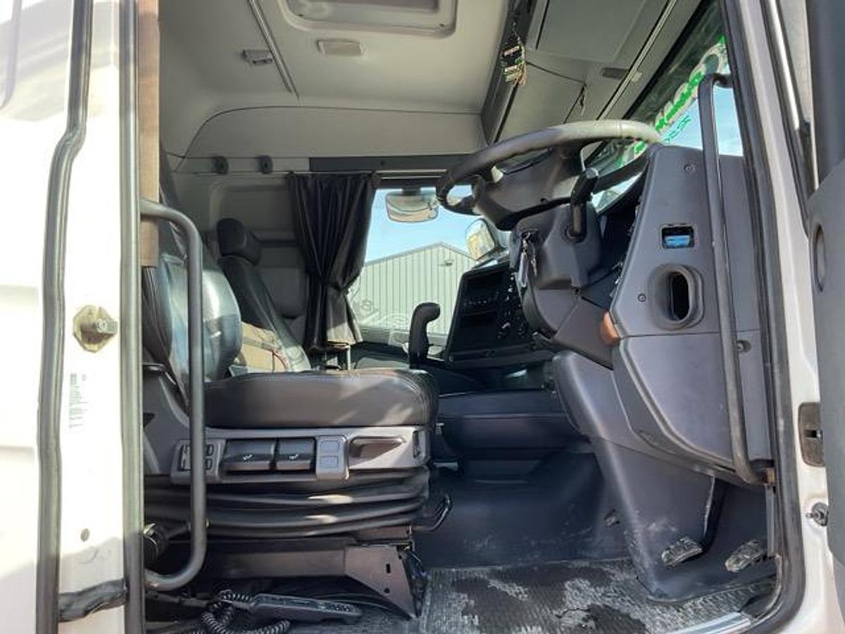 Used 2015 Scania R500 Highline V8 6x2 Unit