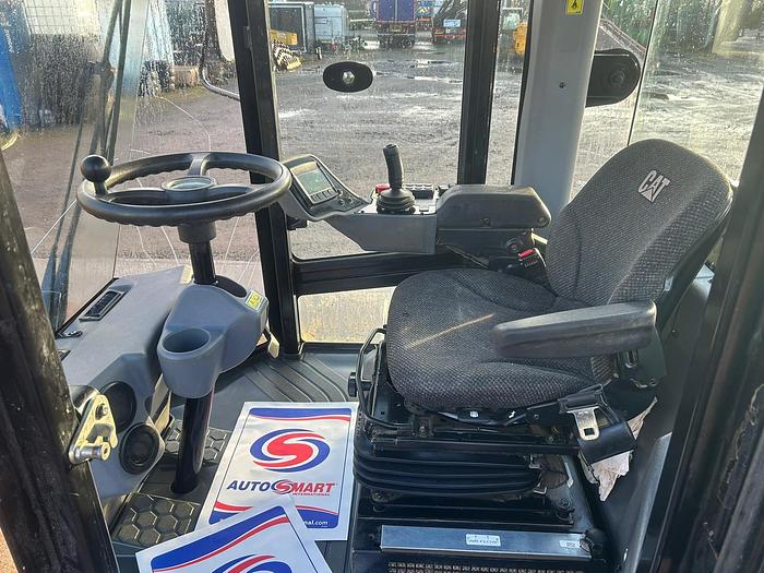 Used CAT CS76B Roller