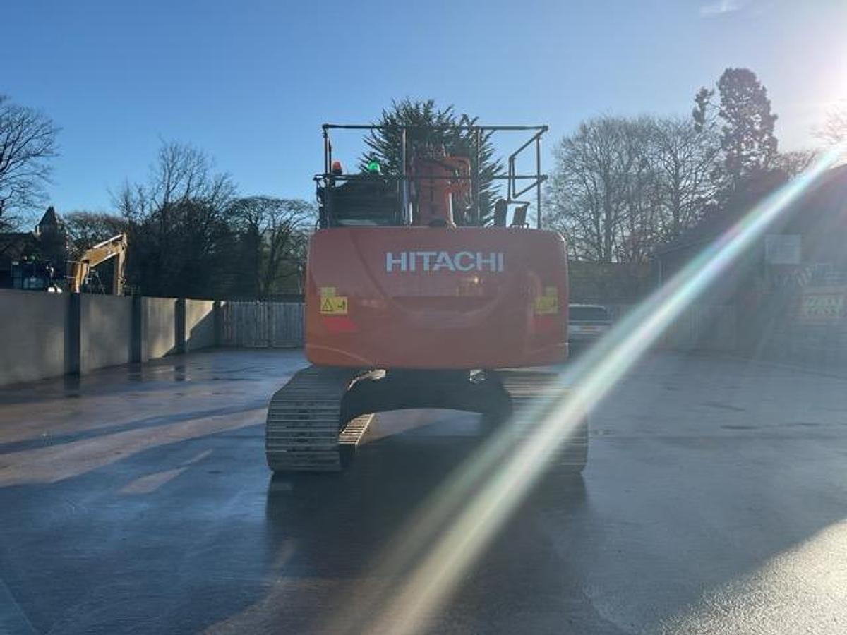 Used 2020 Hitachi ZX225USRLC-6 Excavator