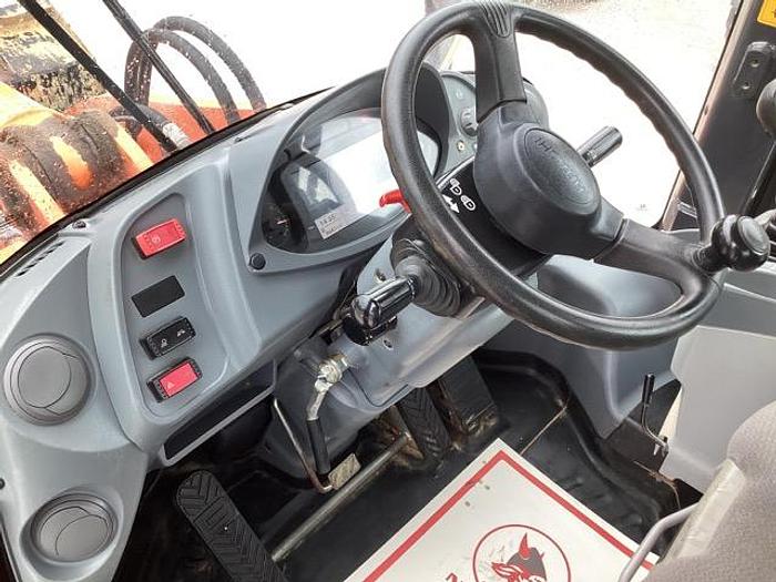 Used 2020 Hitachi ZW220-6 Loading Shovel