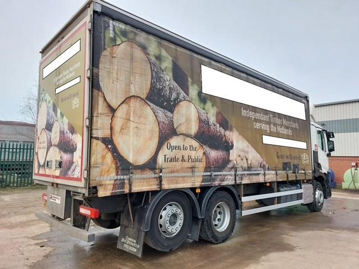 Used 2021 Renault C380 6x2 Rearlift Curtainsider