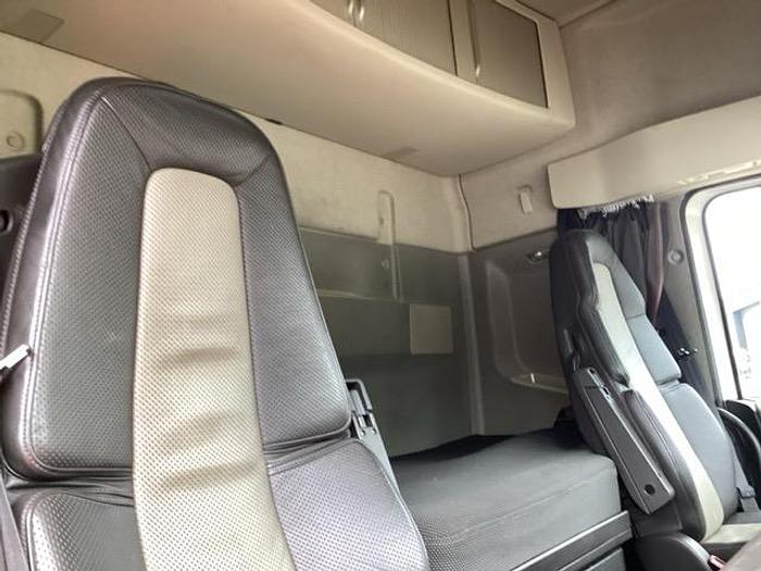 Used 2019 Volvo FH500 6x2 Midlift. Choice