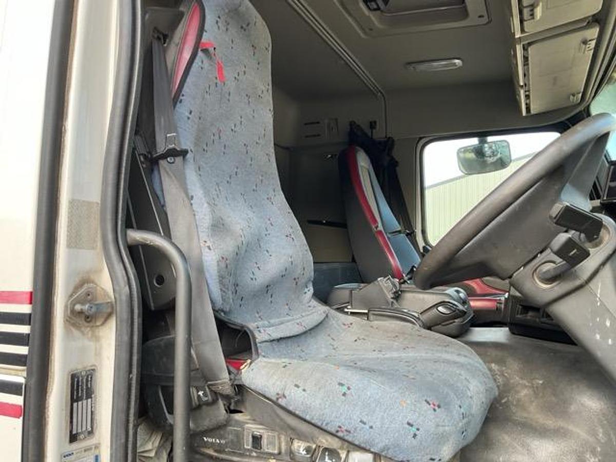 Used 2016 Volvo FM460 8x4 Tipper