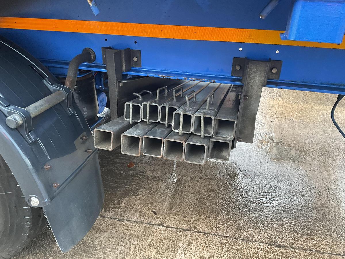 Used 2018 Dennison Tri axle Flat Trailer