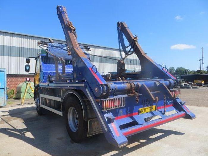 Used 2017 (17) DAF LF230 4x2 18T Skip Loader
