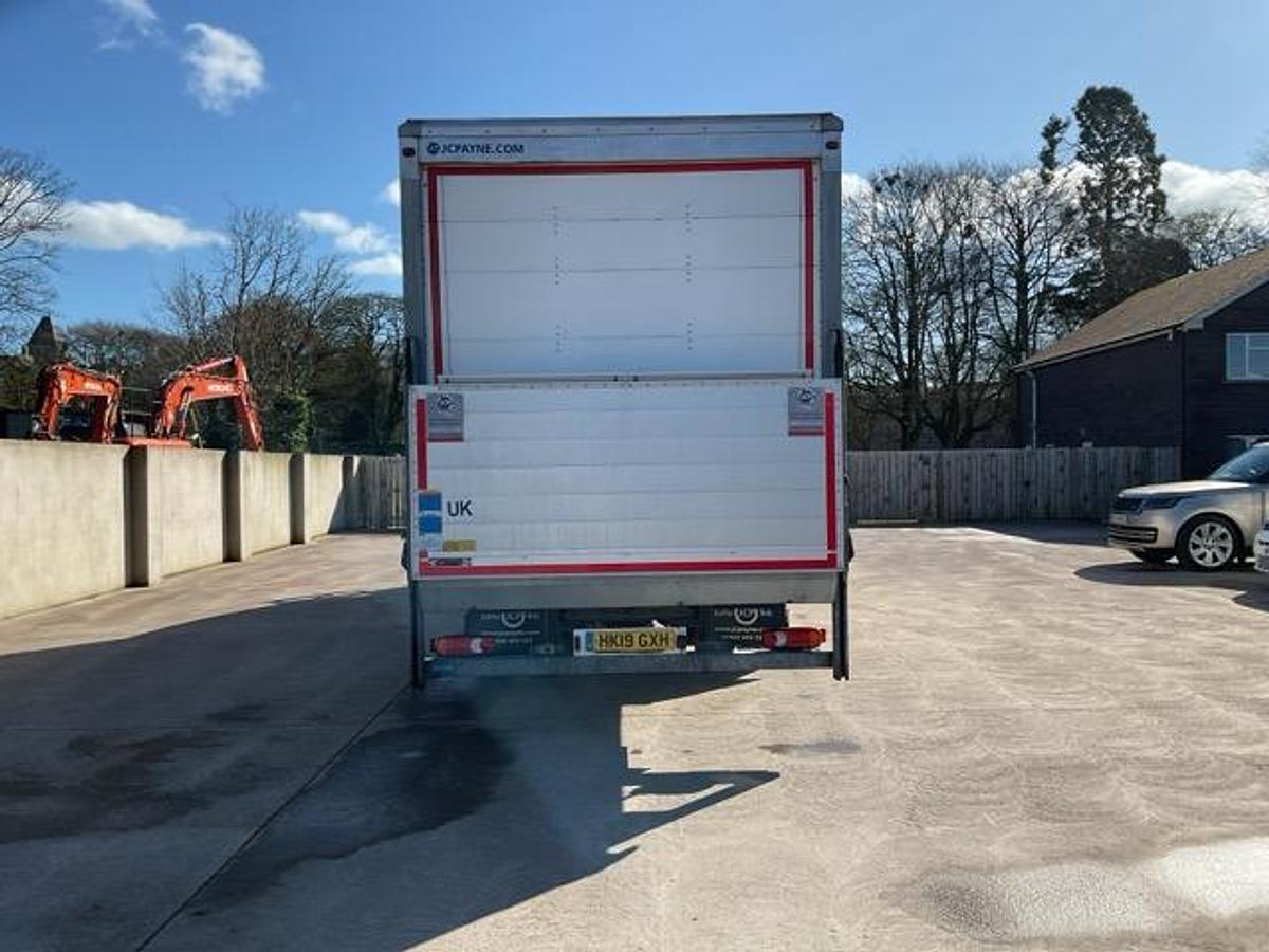 Used 2019 Iveco 180E250 18T Boxvan