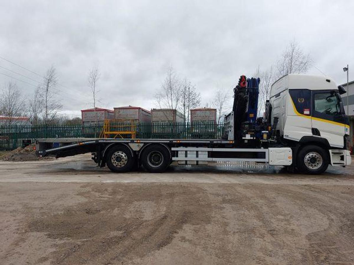 Used 2015 Renault C460 6x2 Rearlift Beavertail