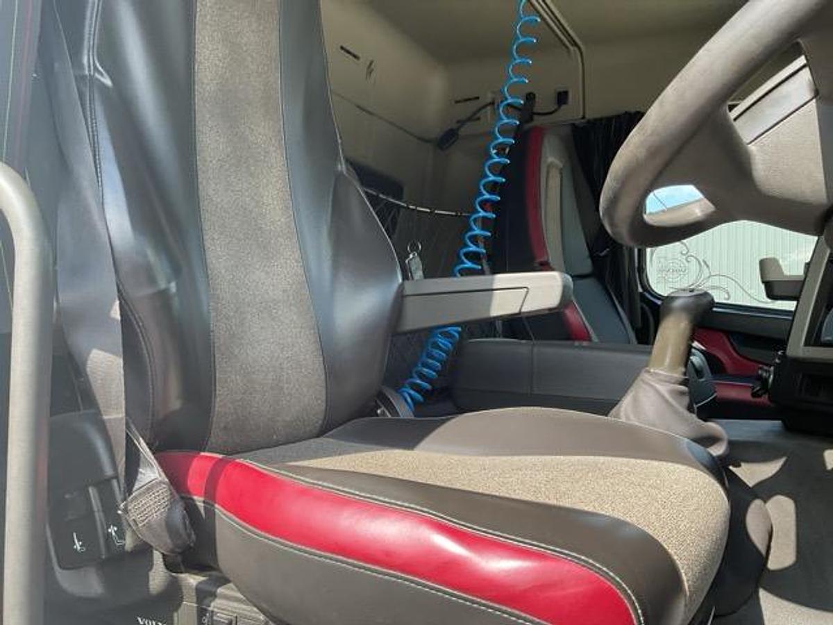 Used 2018 Volvo FMX420 8x4 Steel Tipper