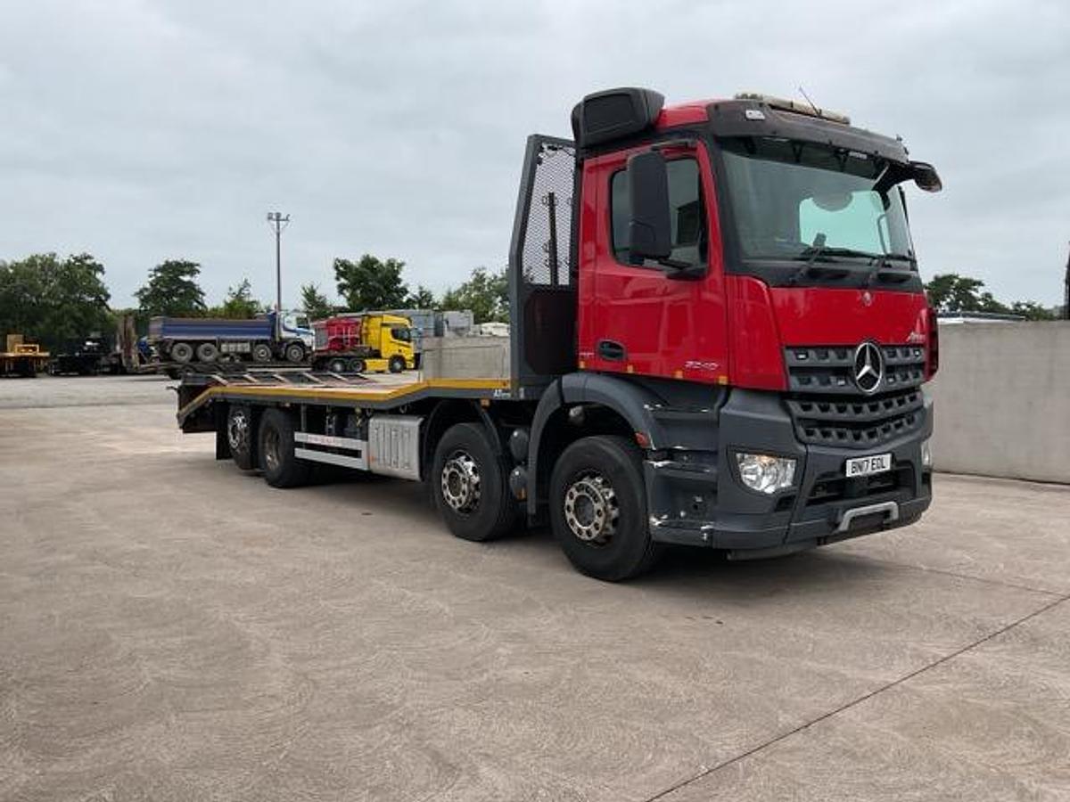 Used 2017 Mercedes Arocs 3240 8x2 Cheesewedge Beavertail