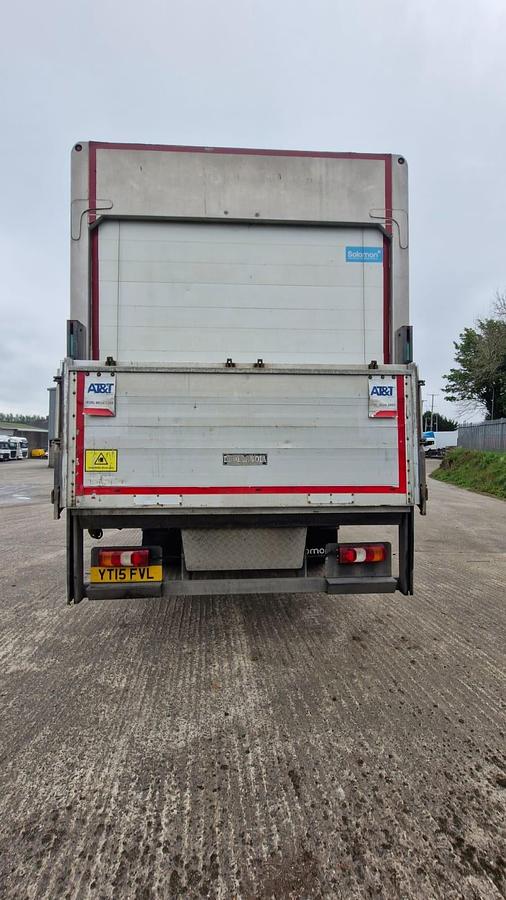 Used 2015 Mercedes 1824 4x2 Fridge