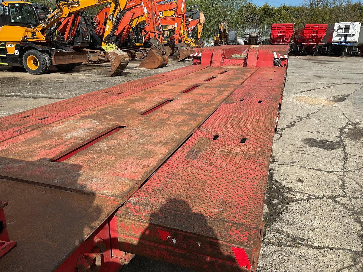 Used 2003 Nooteboom 99-24 4 Axle Extendable Low Loader