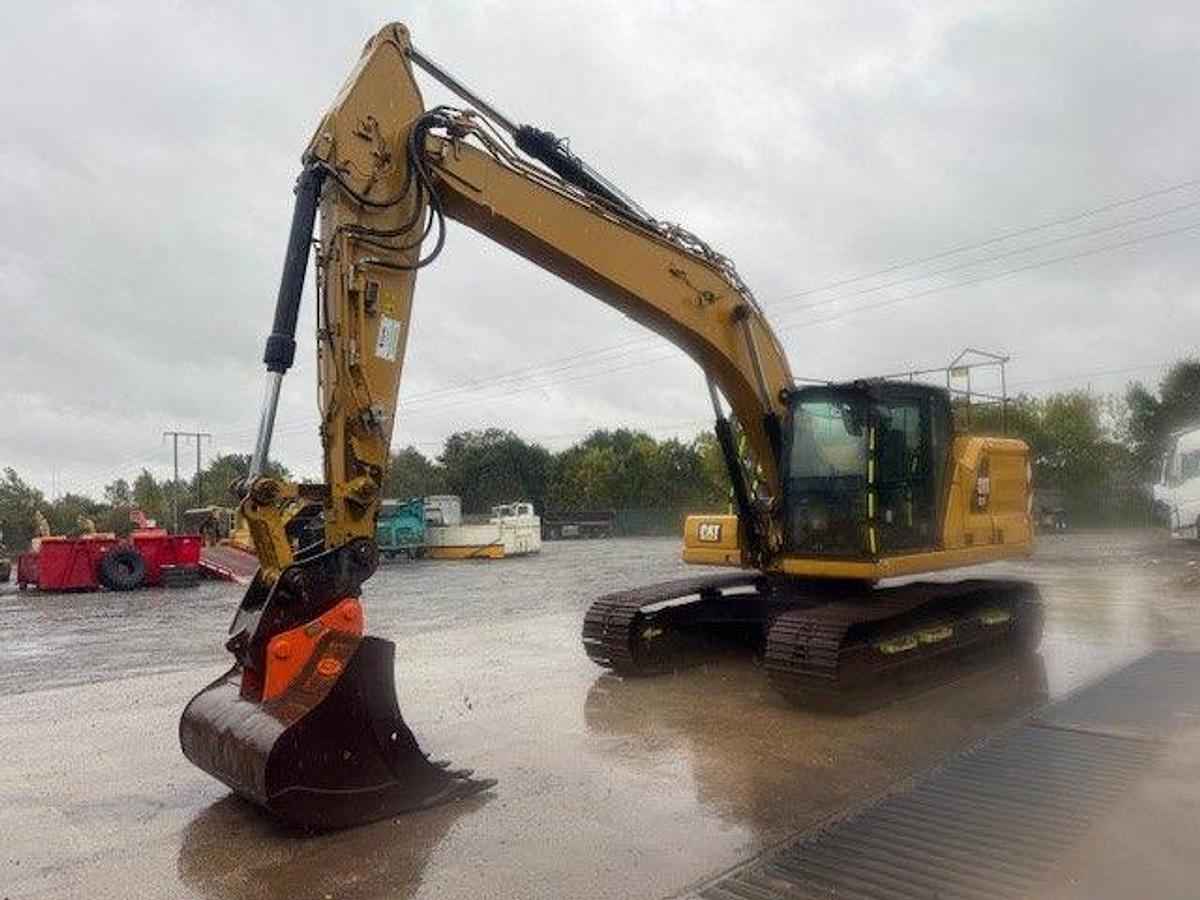Used 2019 CAT 320 Tracked Excavator