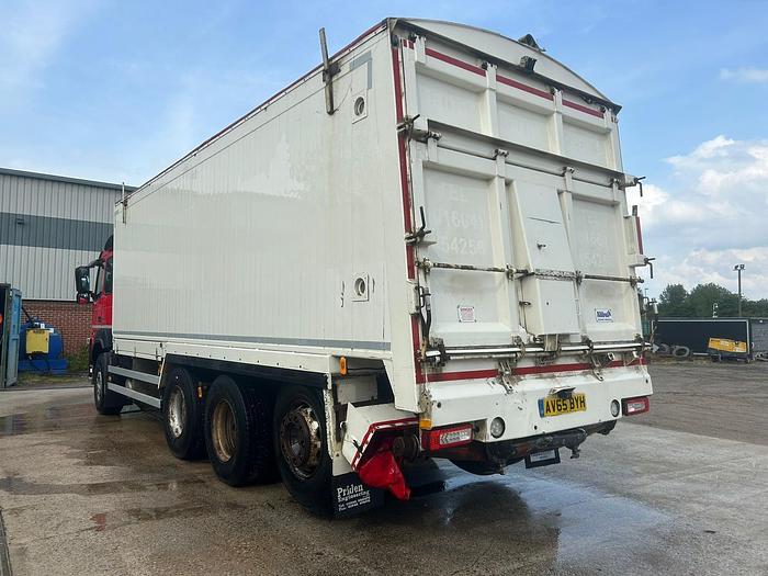 Used 2015 Volvo FM410 8x4 Tridem Alloy Bulk Blower