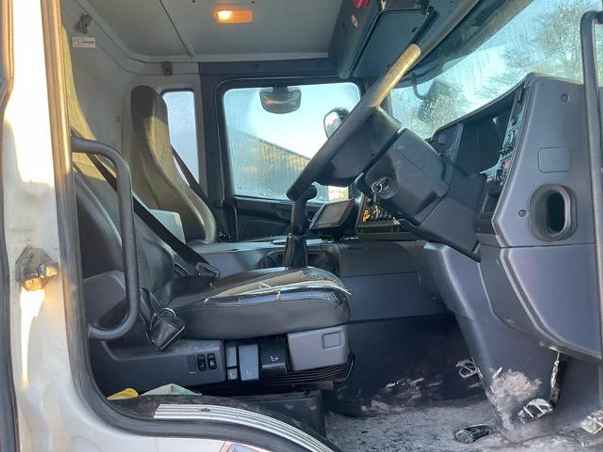 Used 2014 Scania P410 8x4 Steel Tipper