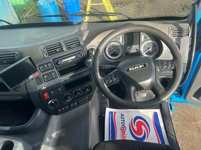 Used 2017 (17) DAF CF400 8x2 Rearlift Beavertail