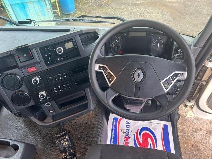 Used 2018 (18) Renault C430 8x4 Steel Tipper