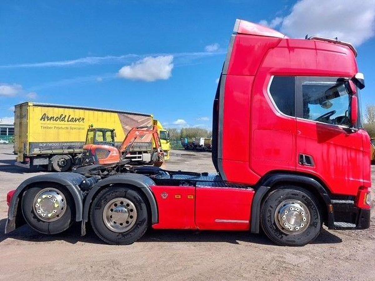 Used 2018 (18) Scania R520 V8 6x2 Rearlift
