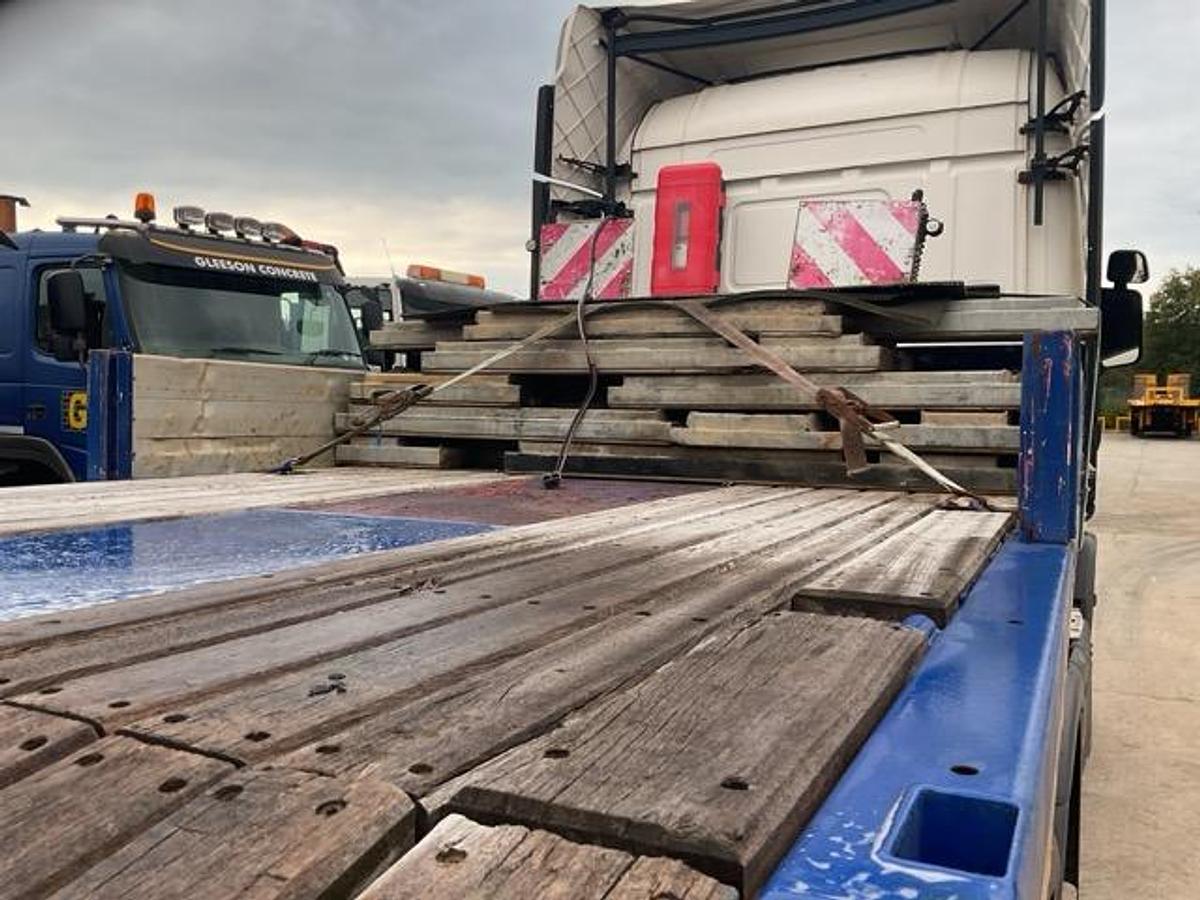 Used 2017 Kassbohrer 4 Axle Extendable Stepframe Low Loader