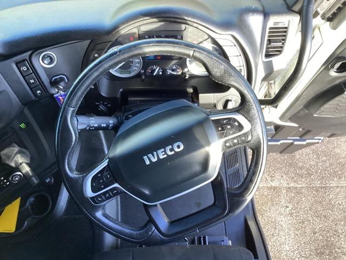 Used 2023 Iveco S-Way 490 6x2 Tractor Unit