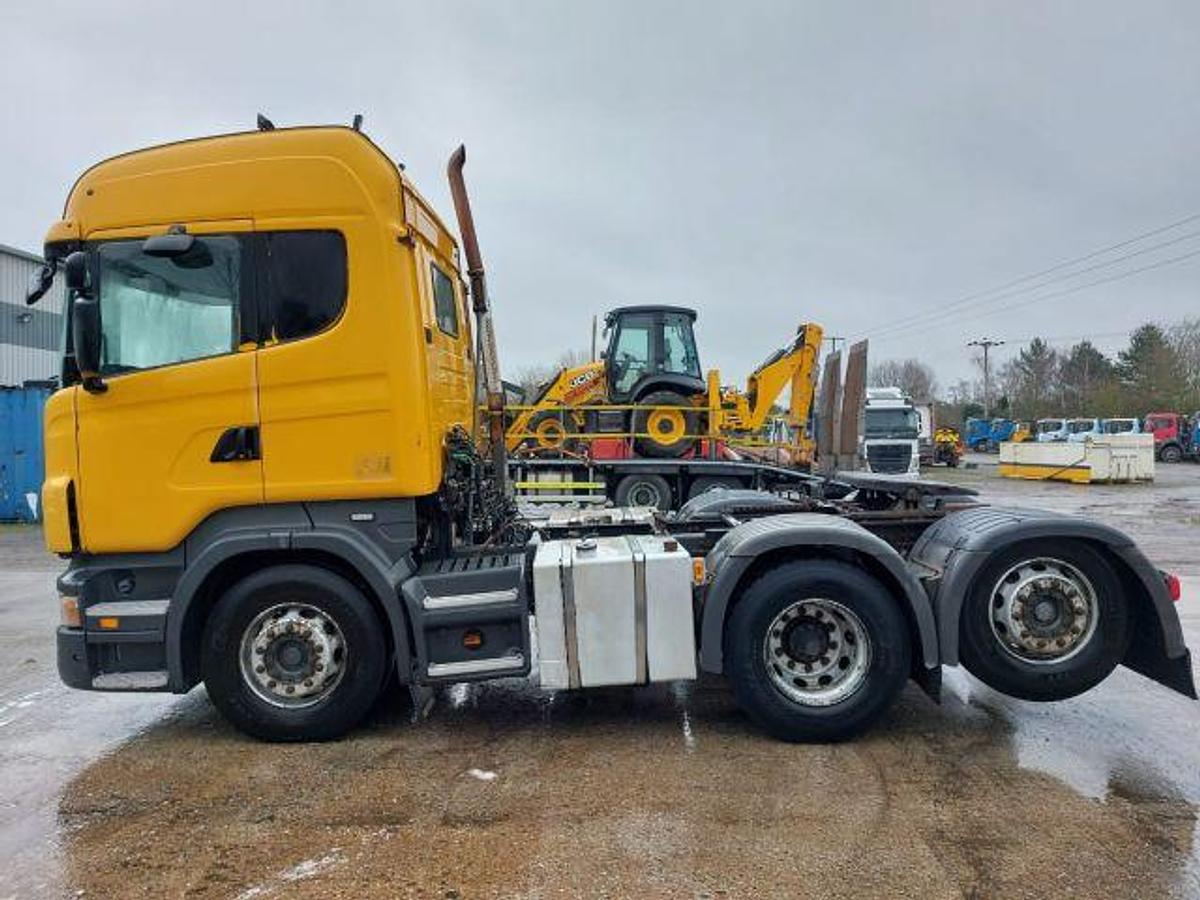 Used 2011 (11) Scania R480 6x2 Rearlift