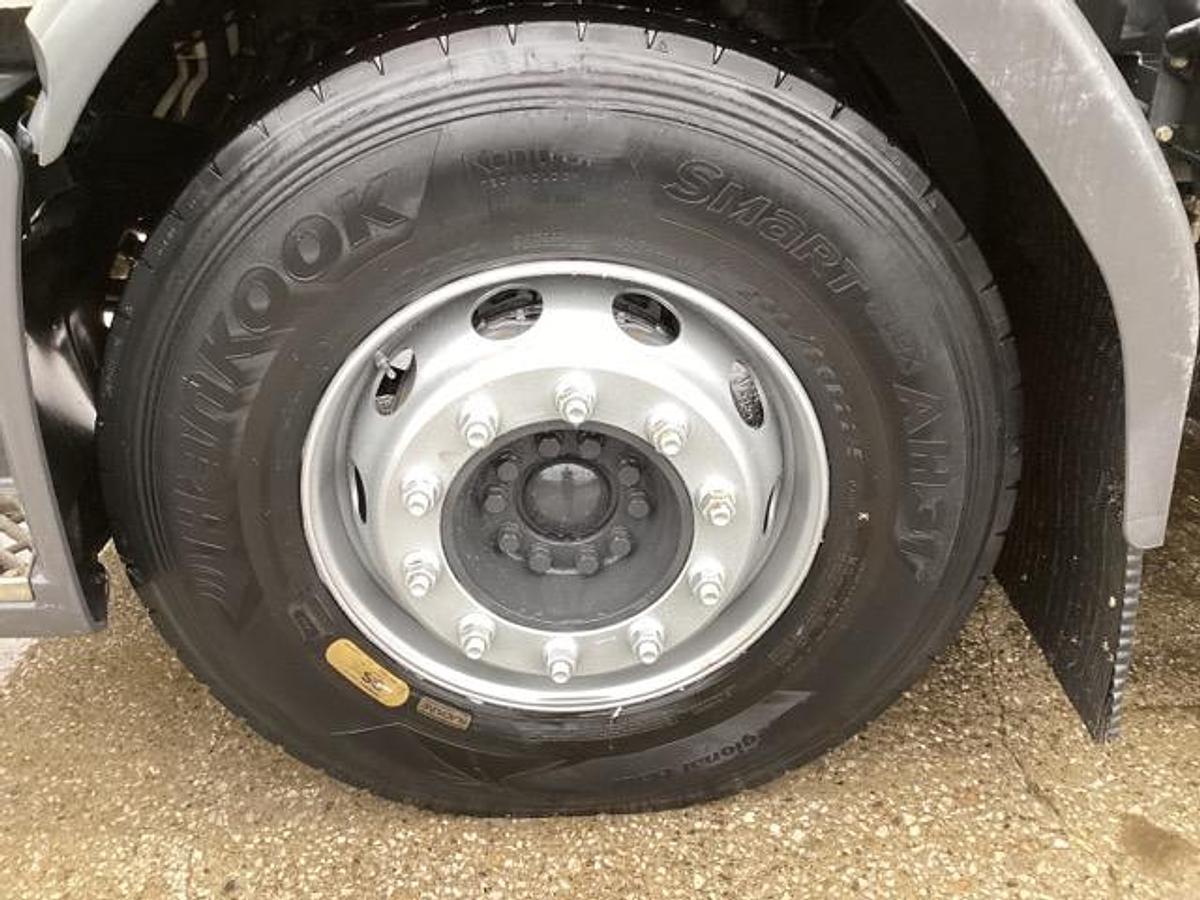 Used 2018 (68) Volvo FL280 4x2 18T Skiploader