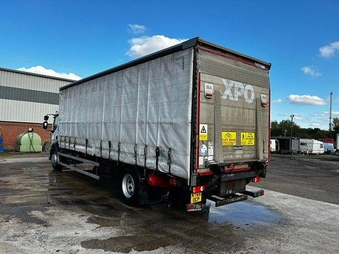 Used 2019(68) Renault D18.280 4x2 18T Curtainsider