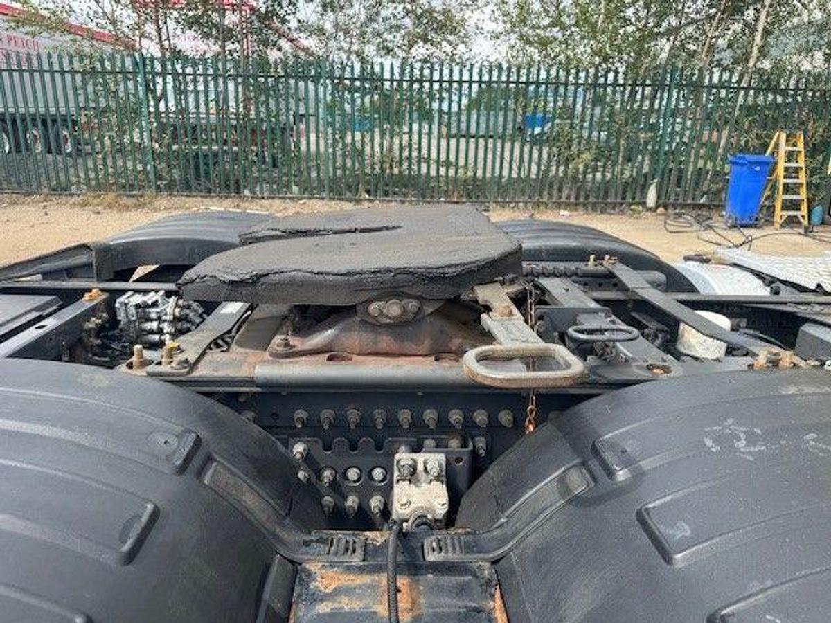 Used 2020 (20) Volvo FM460 G/T 6x2 Midlift