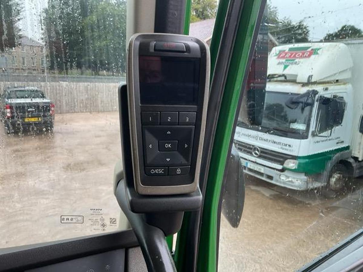 Used 2018 Volvo FH500 6x2 Lift Axle