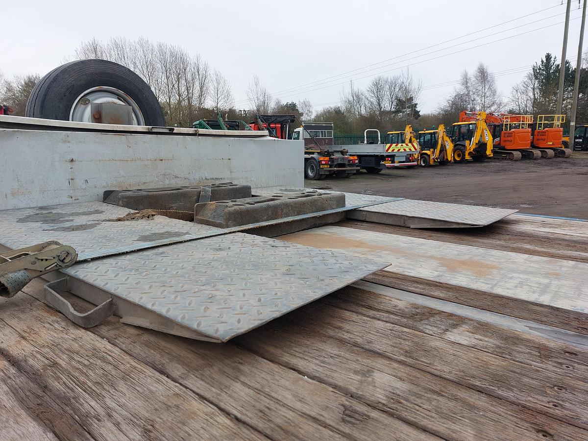 Used 2020 Nooteboom OSDS-58-04 4 Axle Stepframe Low Loader Trailer