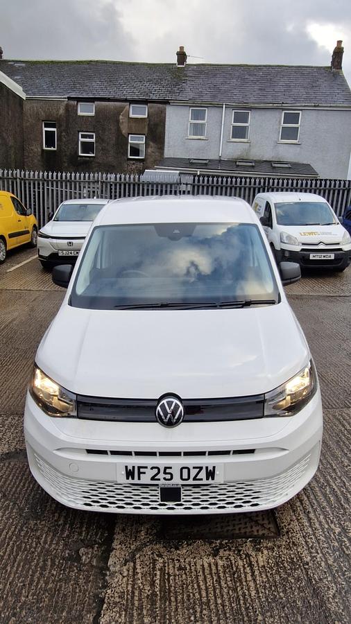 Used 2025 Volkswagen   Caddy 2.0 TDI C20 Commerce Plus Panel Van