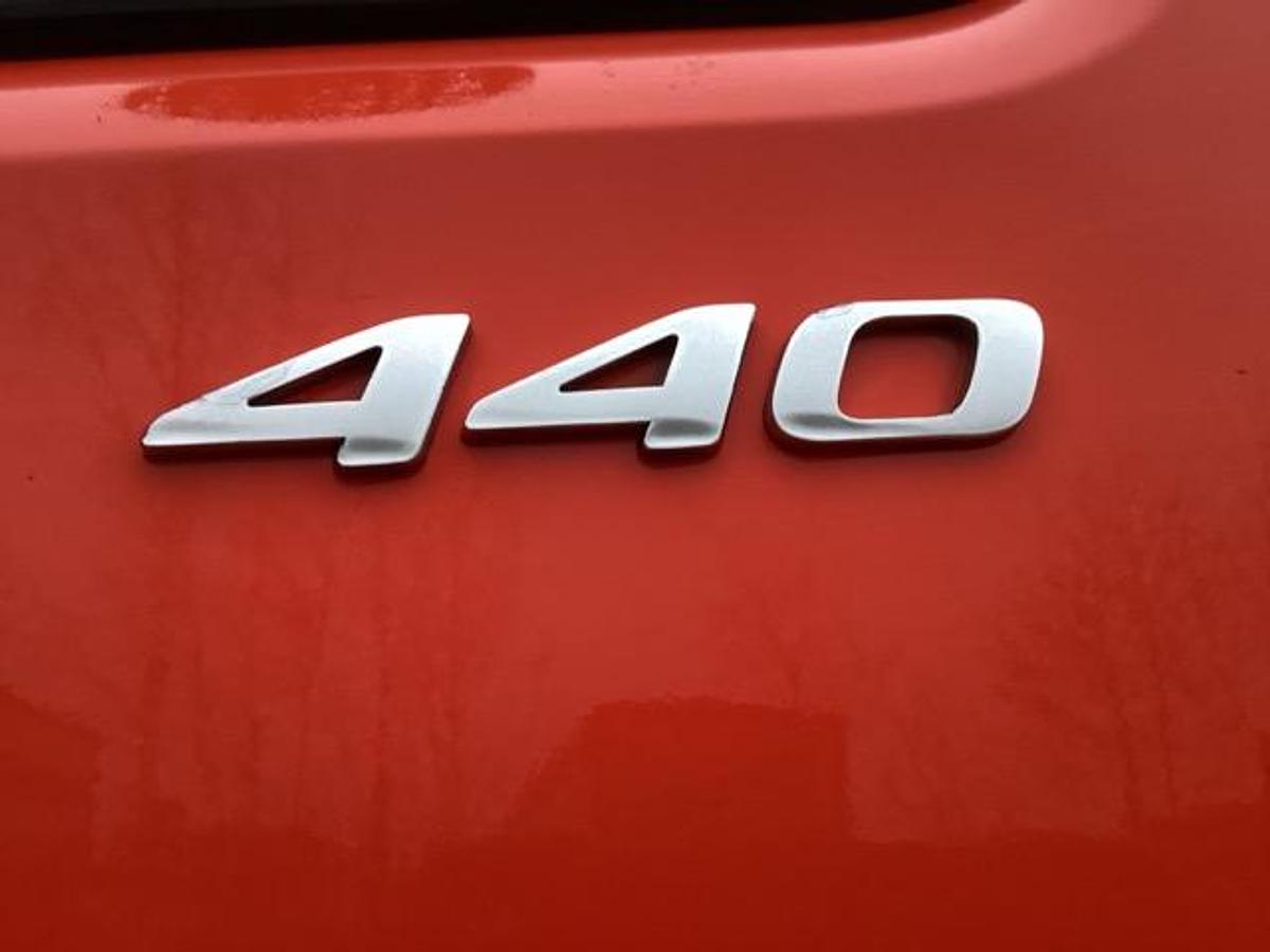 Used 2015 DAF CF440 8x4 Hookloader