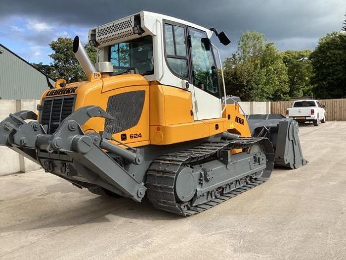 Used 2016 Liebherr LR624