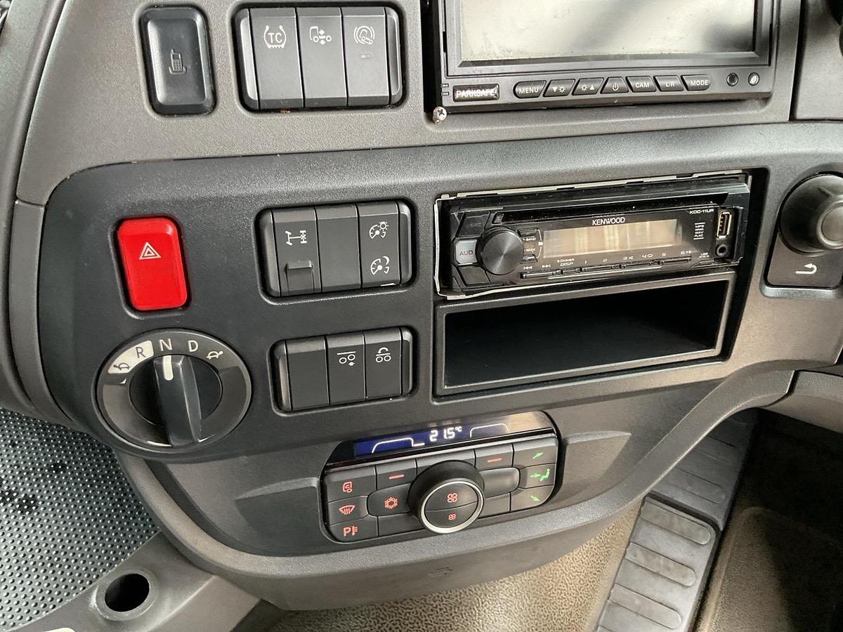 Used 2019 DAF XF530 6x2. Choice