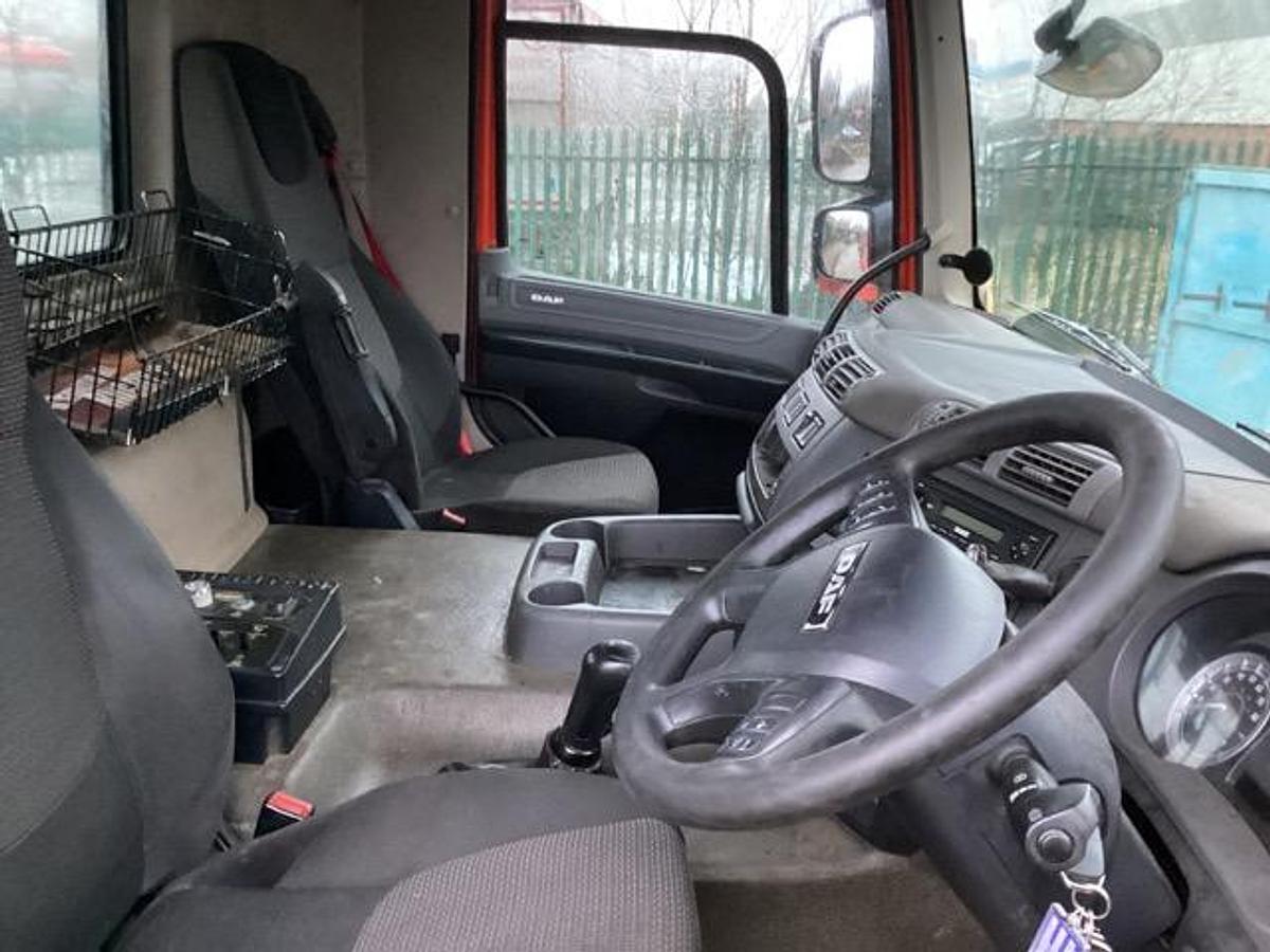 Used 2015 DAF CF440 8x4 Hookloader