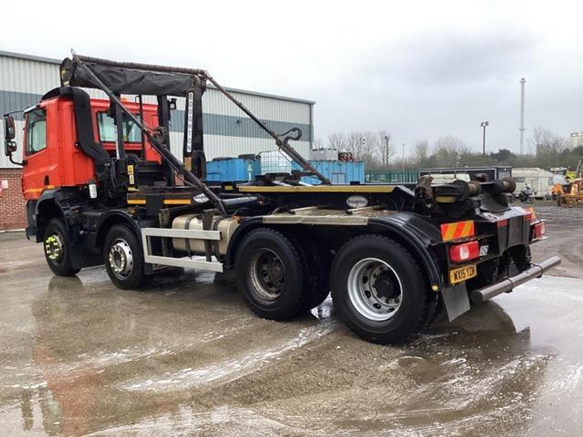 Used 2015 DAF CF440 8x4 Hookloader