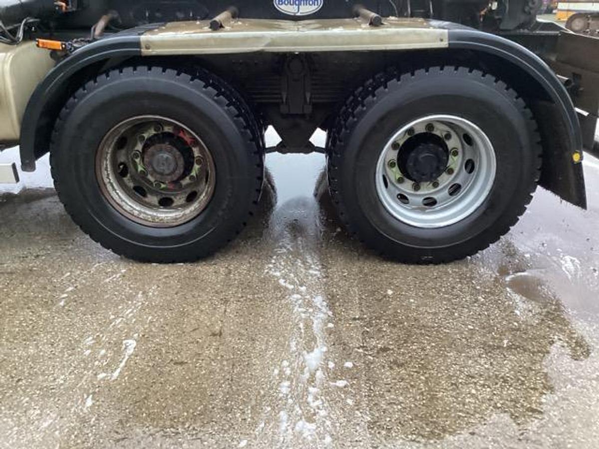 Used 2015 DAF CF440 8x4 Hookloader